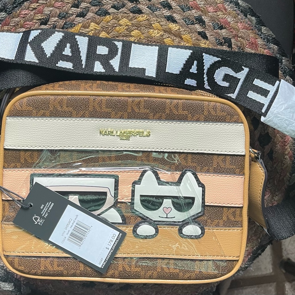 Karl lagerfield purse nwt